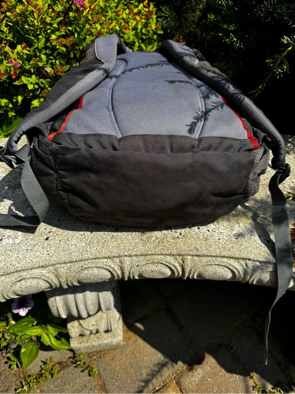 REI Classic Men's Gray Backpack with Red Accents